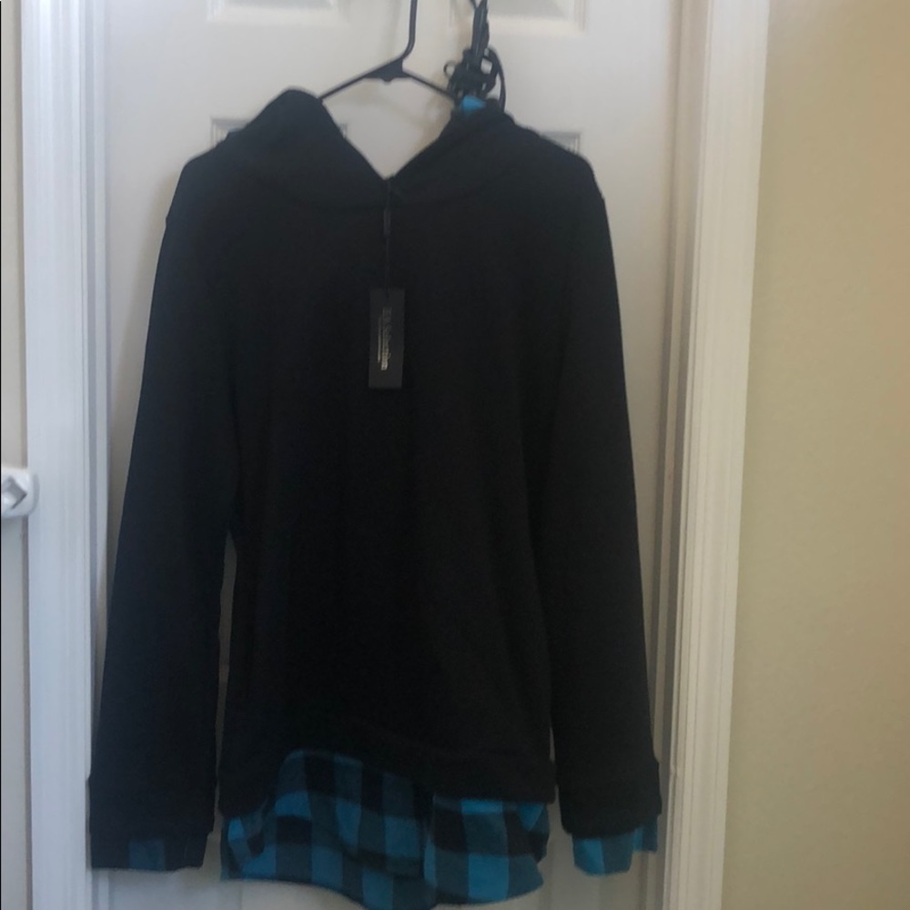 Women’s sweatshirt